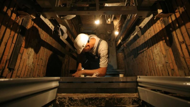 Капремонт замена лифтов: важность и перспективы