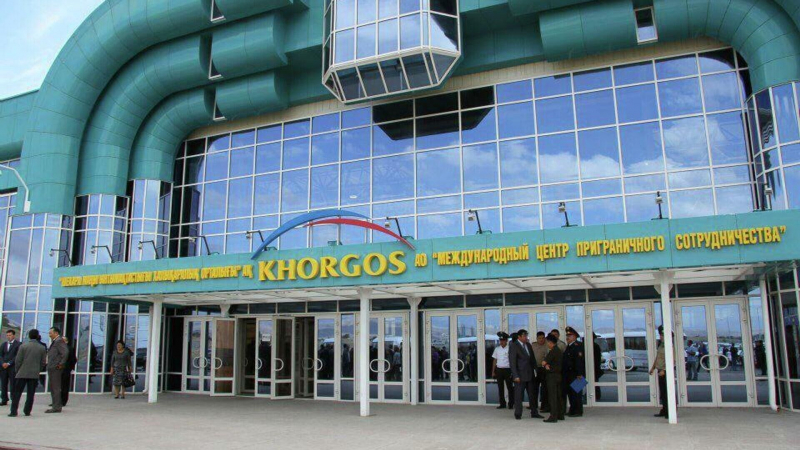 Автомобильные пункты пропуска на границе с Китаем 16-17 декабря работать не будут — КГД