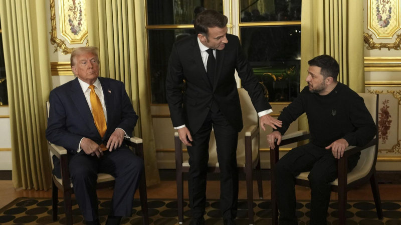 «Как бомжи»: в Киеве ответили советнику Трампа после претензий к Зеленскому