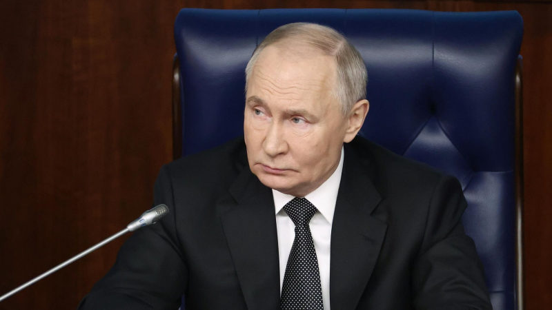 Путин поздравил российских бизнесменов с результатами работы
