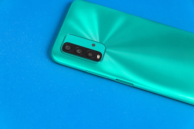 Рендеры Google Pixel 4a и их особенности